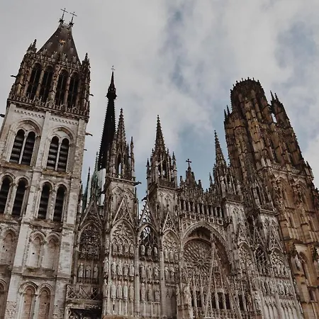 L'yser - Proche De La Gare - *